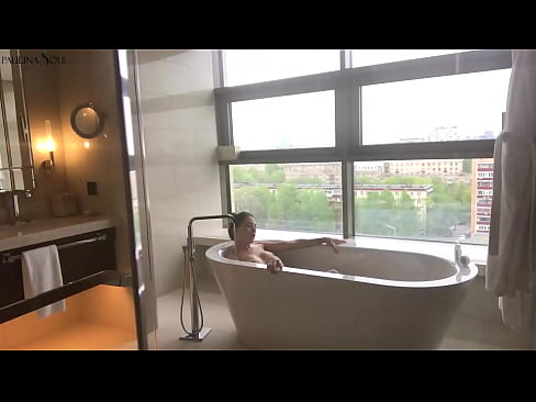 ❤️ Napakalaking babe madamdamin jerking off ang kanyang puki sa banyo ❤️❌ Porno sa tl.verhentai.ru ️❤